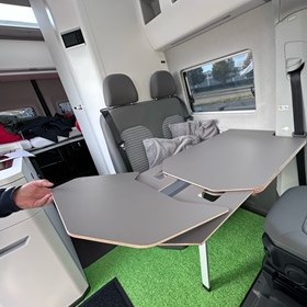GC600, GC680, GrandCalifornia, Stauraum GC, Auziehtisch, Tisch, Ausziehtisch GC, Camper, MNC, MyNewCamper, Ausziehtisch2